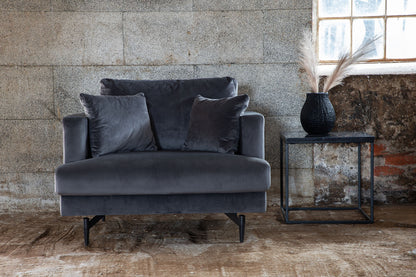Lænestol Lugano, polyester/stof og metal, 104 x 92 x 82 cm